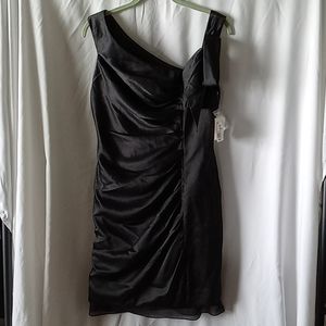 New Vera Wang black  dress size 8